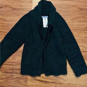 Jacadi Boy Green Cardigan Buttons
Cable knit design
100% Cotton
Size 4 4Y 104 cm